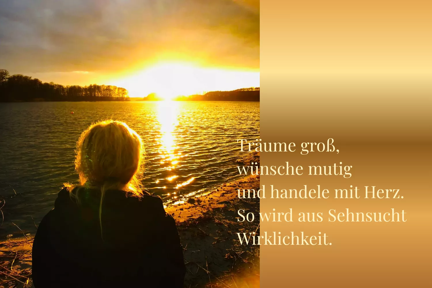 Karin mit zugewendetem Rücken am See. Im Hintergrund ein Sonnenuntergang